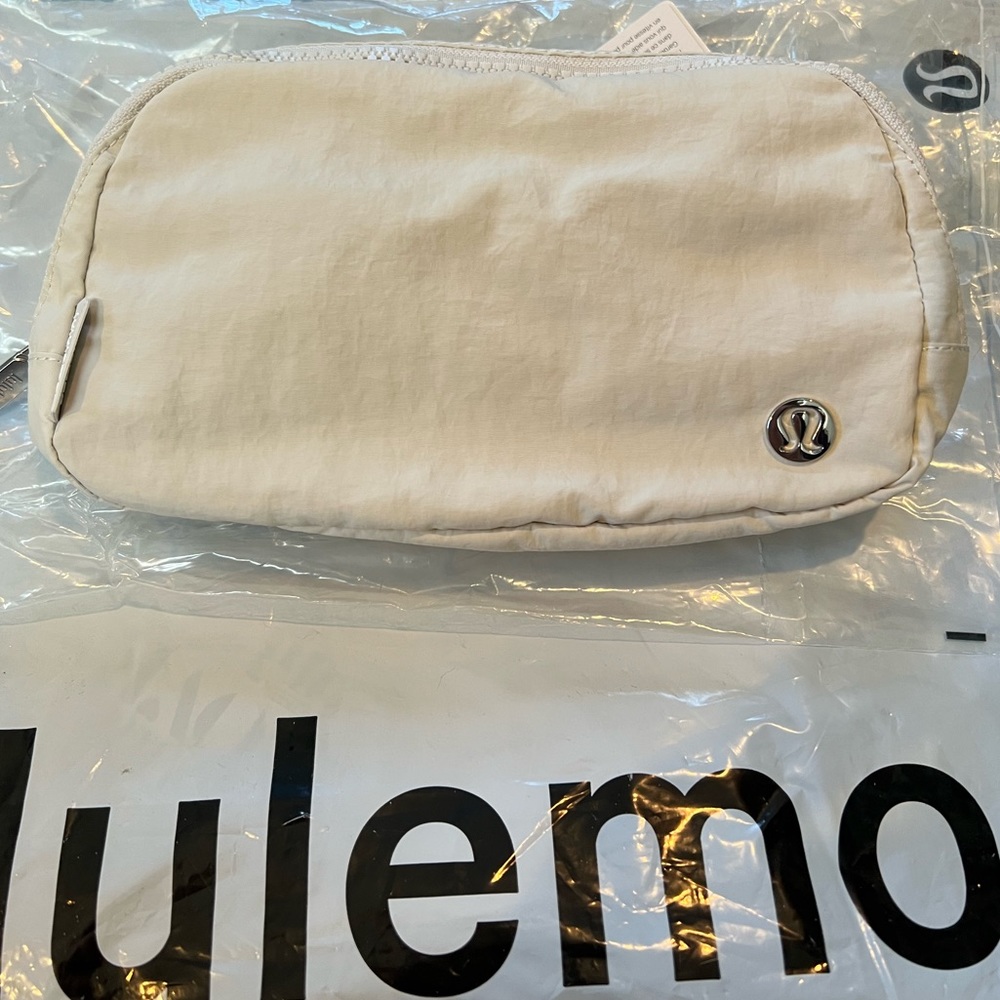 Lululemon belt bag, white opal